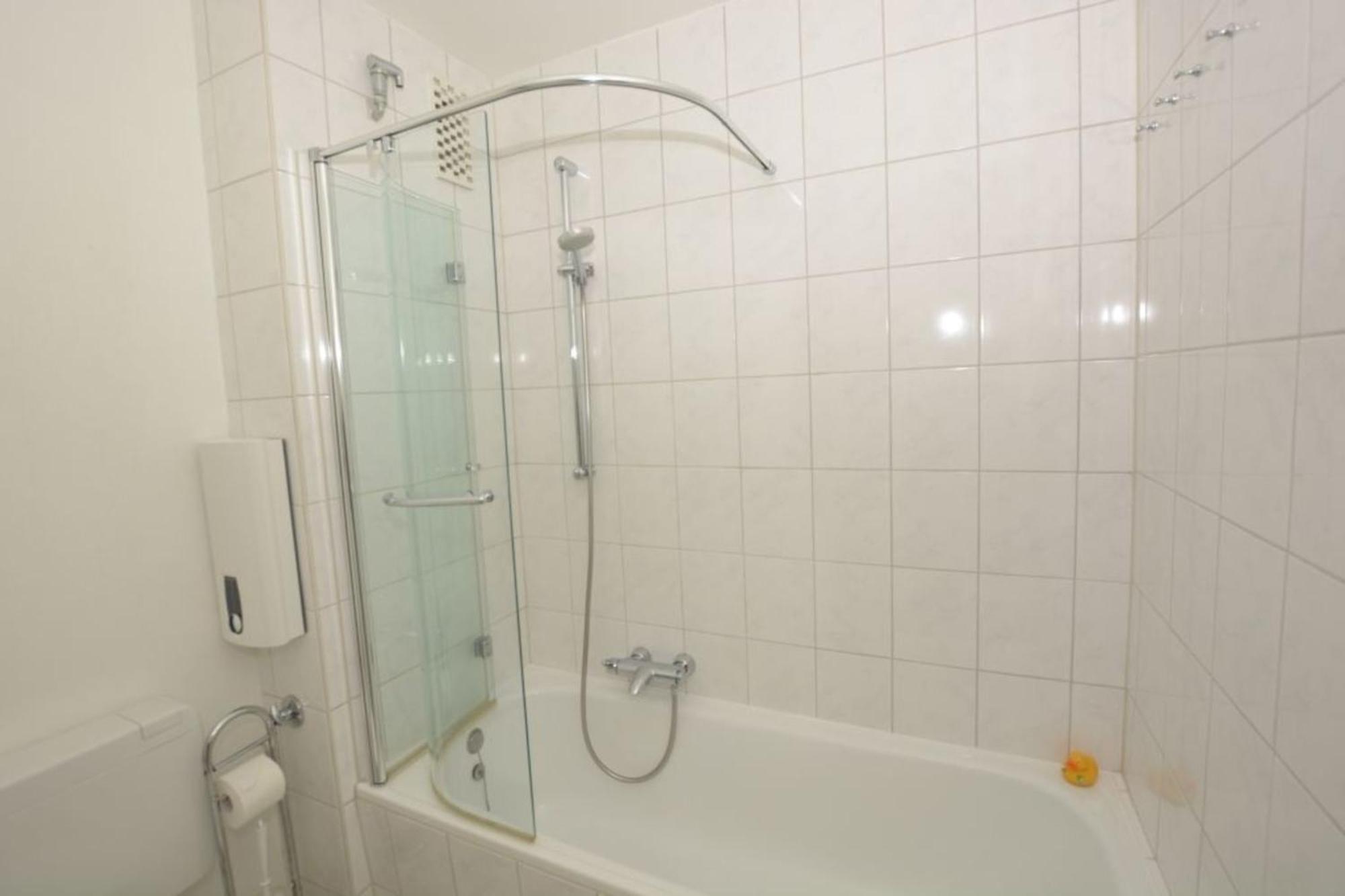 13-36, Sehr Strandnah, Im Herzen Westerlands, Westbalkon, 1 Zi Esterno foto